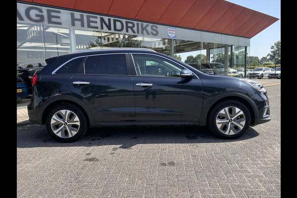 Kia e-Niro DynamicPlusLine 64 kWh | SOH: 95,1% | 3 Fase | Schuif/kantel dak | Afn. Trekhaak | Adaptive CC |