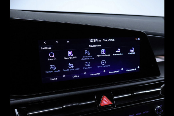 Kia Niro 1.6 GDi Hybrid DynamicPlusLine Sport (SCHUIFDAK,APPLE CARPLAY,NAVI,CAMERA,STOEL/STUUR VERWARMING,GETINT,LED,SPORTSTOELEN)