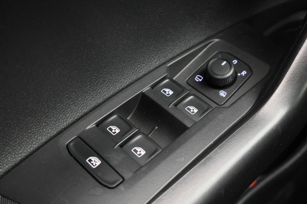 Volkswagen Polo 1.0 TSI Life LED, Virtual Cockpit, ACC, Apple Carplay, PDC, 15"