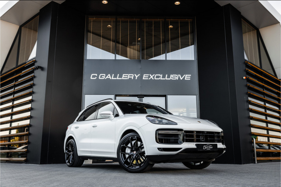 Porsche Cayenne 4.0 Turbo - Origineel NL | Sport Chrono + | Luchtvering | Elek. Trekhaak
