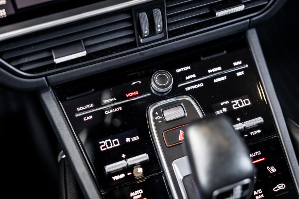 Porsche Cayenne 4.0 Turbo - Origineel NL | Sport Chrono + | Luchtvering | Elek. Trekhaak