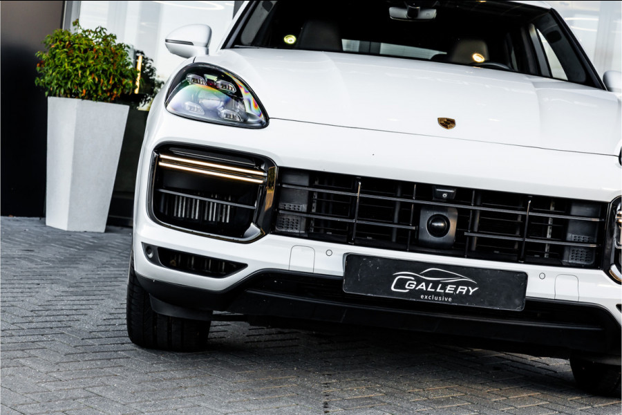 Porsche Cayenne 4.0 Turbo - Origineel NL | Sport Chrono + | Luchtvering | Elek. Trekhaak