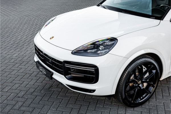 Porsche Cayenne 4.0 Turbo - Origineel NL | Sport Chrono + | Luchtvering | Elek. Trekhaak