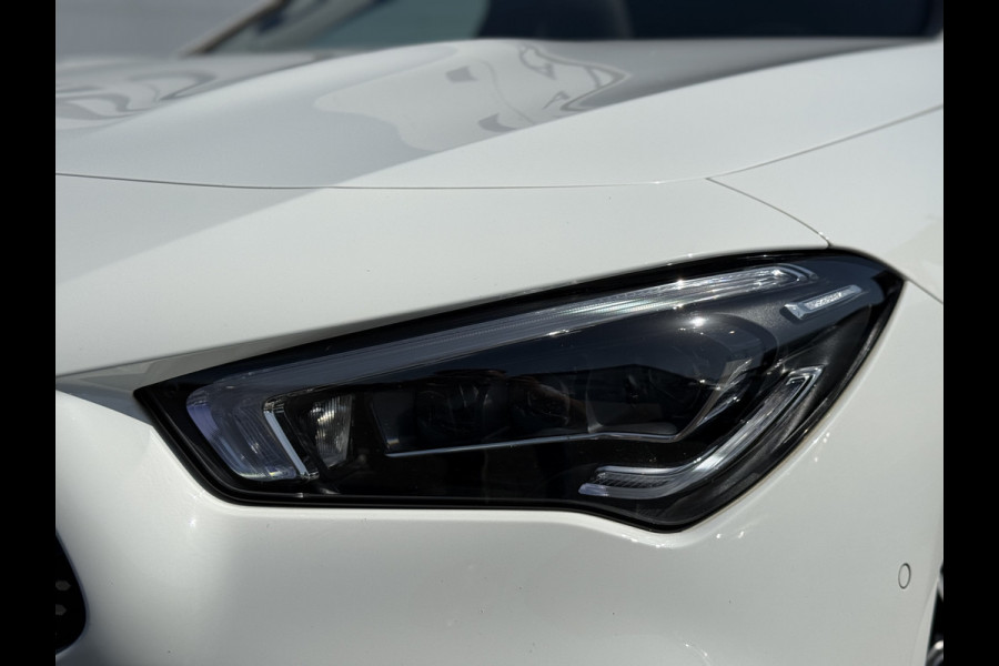 Mercedes-Benz CLA-Klasse Shooting Brake 250e AMG Line | Pano | Ambient Light | Camera | Keyless | 18 inch