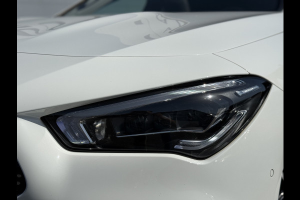 Mercedes-Benz CLA-Klasse Shooting Brake 250e AMG Line | Pano | Ambient Light | Camera | Keyless | 18 inch