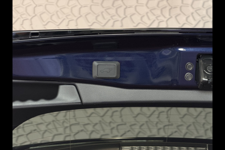 Toyota RAV4 2.5 PHEV AWD 306PK ✅gloednieuw ✅ | Trekgew. 1500KG | Head-up display | Camera | Full LED | Elektrische achterklep | Stuur/Stoelv PHEV PLUG IN