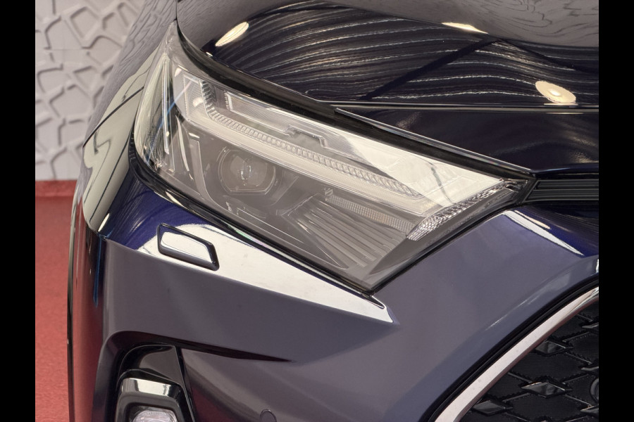 Toyota RAV4 2.5 PHEV AWD 306PK ✅gloednieuw ✅ | Trekgew. 1500KG | Head-up display | Camera | Full LED | Elektrische achterklep | Stuur/Stoelv PHEV PLUG IN