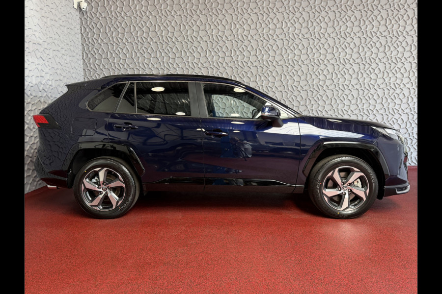 Toyota RAV4 2.5 PHEV AWD 306PK ✅gloednieuw ✅ | Trekgew. 1500KG | Head-up display | Camera | Full LED | Elektrische achterklep | Stuur/Stoelv PHEV PLUG IN