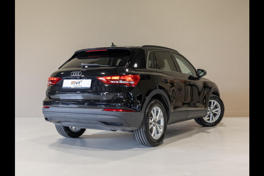 Audi Q3 35 TFSI Advanced Pro Line Business / 150pk / Trekhaak / Bang & Olufsen / Achteruitrij camera / Stoelverwarming / Leder /