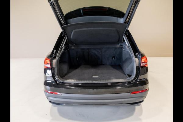Audi Q3 35 TFSI Advanced Pro Line Business / 150pk / Trekhaak / Bang & Olufsen / Achteruitrij camera / Stoelverwarming / Leder /