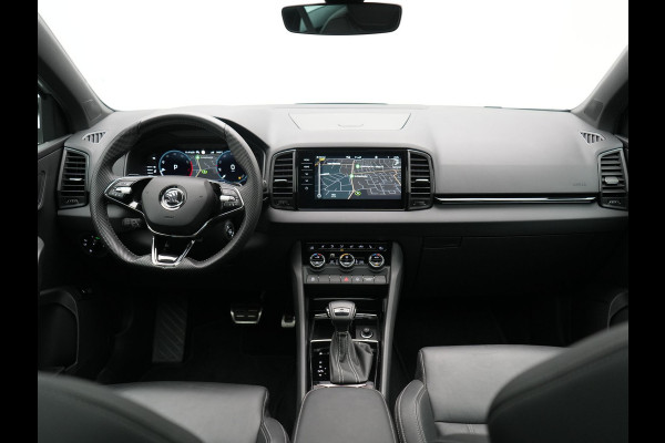 Škoda Karoq 1.5 TSI ACT Sportline Facelift Model 150pk DSG Dealer O.H | Trekhaak Af Fabriek | Adaptive Cruise | Crystal LED | Lederen Sportstoelen Memory & Verwarmd | Keyless | Sfeerverlichting | Apple Carplay | Verwarmd Sportstuur | Navigatie | Virtual | DAB |