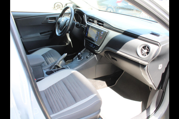 Toyota Auris Touring Sports 1.8 Hybrid Dynamic | STOELVERWARMING | NAVIGATIE | CRUISE CONTROL |