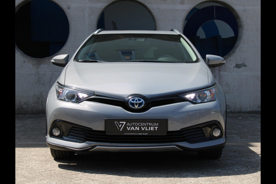 Toyota Auris Touring Sports 1.8 Hybrid Dynamic | STOELVERWARMING | NAVIGATIE | CRUISE CONTROL |