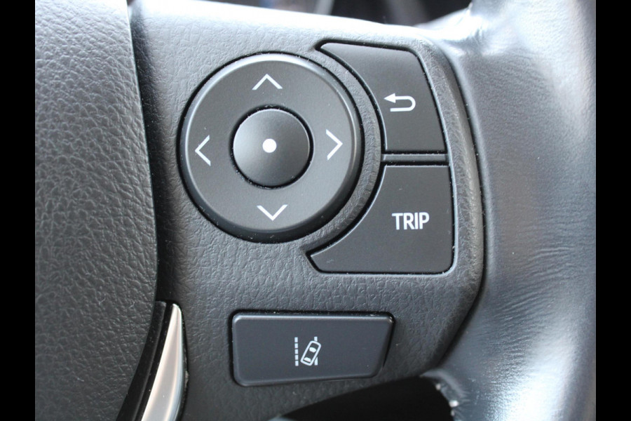 Toyota Auris Touring Sports 1.8 Hybrid Dynamic | STOELVERWARMING | NAVIGATIE | CRUISE CONTROL |