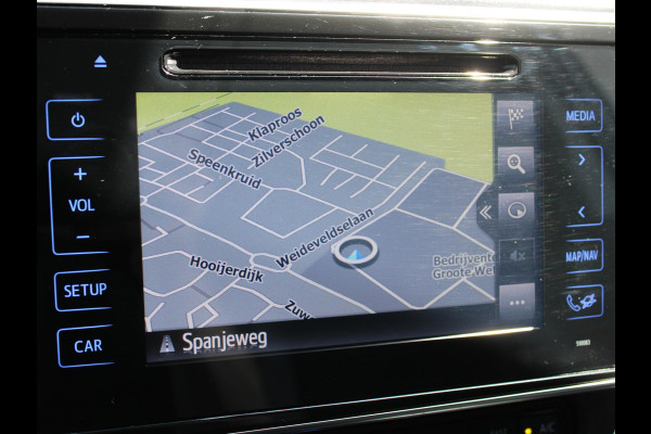 Toyota Auris Touring Sports 1.8 Hybrid Dynamic | STOELVERWARMING | NAVIGATIE | CRUISE CONTROL |