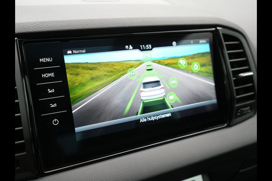Škoda Karoq 1.5 TSI ACT Sportline Facelift Model 150pk DSG Dealer O.H | Trekhaak Af Fabriek | Adaptive Cruise | Crystal LED | Lederen Sportstoelen Memory & Verwarmd | Keyless | Sfeerverlichting | Apple Carplay | Verwarmd Sportstuur | Navigatie | Virtual | DAB |