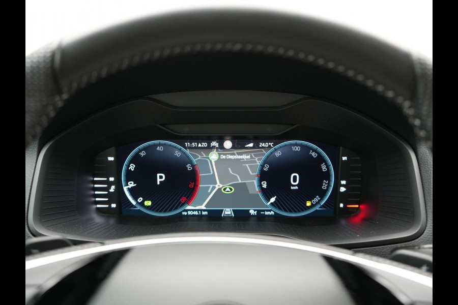 Škoda Karoq 1.5 TSI ACT Sportline Facelift Model 150pk DSG Dealer O.H | Trekhaak Af Fabriek | Adaptive Cruise | Crystal LED | Lederen Sportstoelen Memory & Verwarmd | Keyless | Sfeerverlichting | Apple Carplay | Verwarmd Sportstuur | Navigatie | Virtual | DAB |