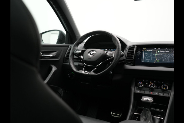 Škoda Karoq 1.5 TSI ACT Sportline Facelift Model 150pk DSG Dealer O.H | Trekhaak Af Fabriek | Adaptive Cruise | Crystal LED | Lederen Sportstoelen Memory & Verwarmd | Keyless | Sfeerverlichting | Apple Carplay | Verwarmd Sportstuur | Navigatie | Virtual | DAB |