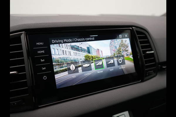 Škoda Karoq 1.5 TSI ACT Sportline Facelift Model 150pk DSG Dealer O.H | Trekhaak Af Fabriek | Adaptive Cruise | Crystal LED | Lederen Sportstoelen Memory & Verwarmd | Keyless | Sfeerverlichting | Apple Carplay | Verwarmd Sportstuur | Navigatie | Virtual | DAB |