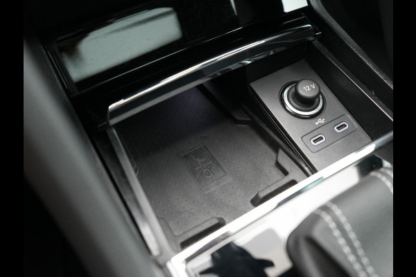 Škoda Karoq 1.5 TSI ACT Sportline Facelift Model 150pk DSG Dealer O.H | Trekhaak Af Fabriek | Adaptive Cruise | Crystal LED | Lederen Sportstoelen Memory & Verwarmd | Keyless | Sfeerverlichting | Apple Carplay | Verwarmd Sportstuur | Navigatie | Virtual | DAB |