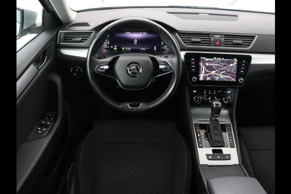 Škoda Superb 1.4 TSI iV Business Edition | SOH 87,2% | Camera | Carplay | Full LED | Digital Cockpit | Navigatie | Climate control | Cruise control | Bluetooth | Parkeerhulp | PHEV | Plug In