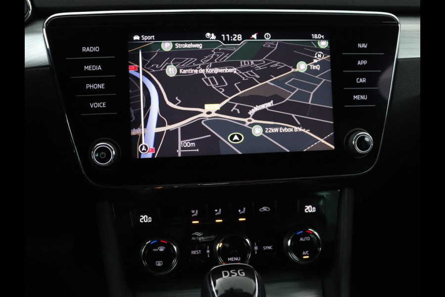 Škoda Superb 1.4 TSI iV Business Edition | SOH 87,2% | Camera | Carplay | Full LED | Digital Cockpit | Navigatie | Climate control | Cruise control | Bluetooth | Parkeerhulp | PHEV | Plug In