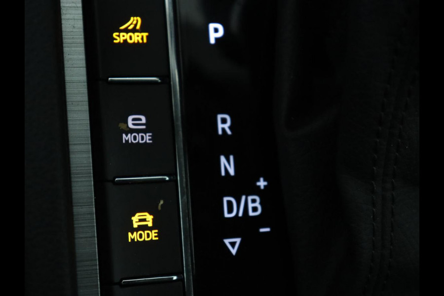 Škoda Superb 1.4 TSI iV Business Edition | SOH 87,2% | Camera | Carplay | Full LED | Digital Cockpit | Navigatie | Climate control | Cruise control | Bluetooth | Parkeerhulp | PHEV | Plug In