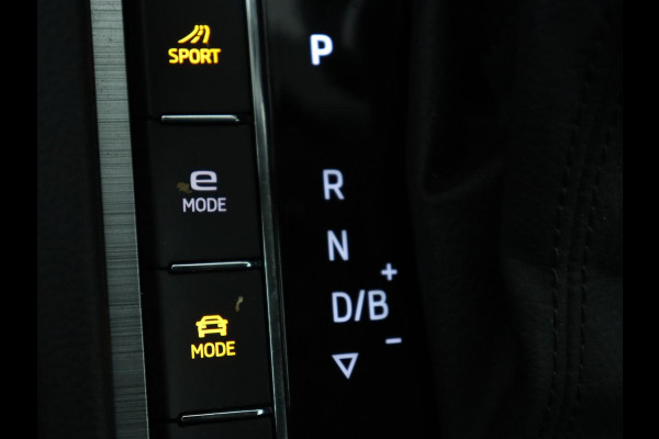 Škoda Superb 1.4 TSI iV Business Edition | SOH 87,2% | Camera | Carplay | Full LED | Digital Cockpit | Navigatie | Climate control | Cruise control | Bluetooth | Parkeerhulp | PHEV | Plug In