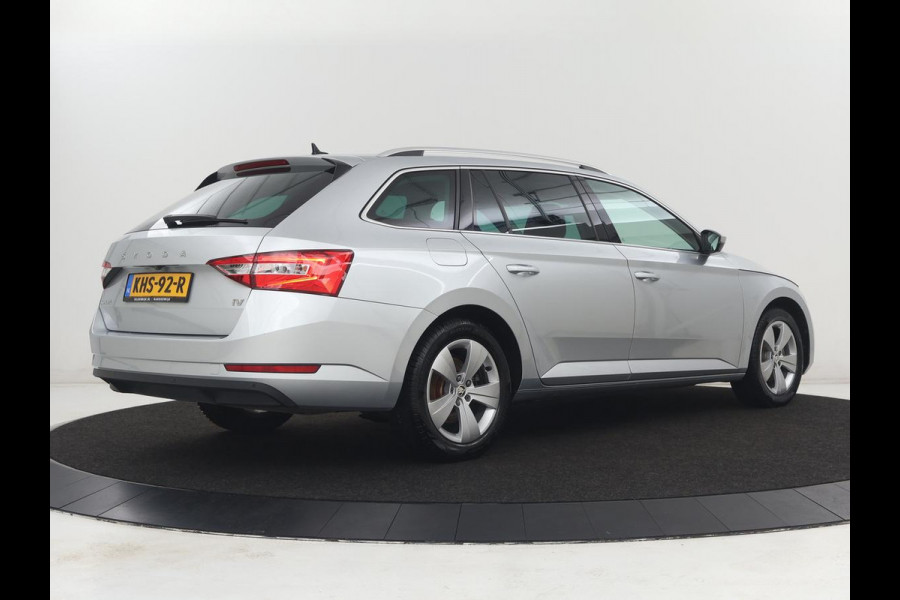 Škoda Superb 1.4 TSI iV Business Edition | SOH 87,2% | Camera | Carplay | Full LED | Digital Cockpit | Navigatie | Climate control | Cruise control | Bluetooth | Parkeerhulp | PHEV | Plug In