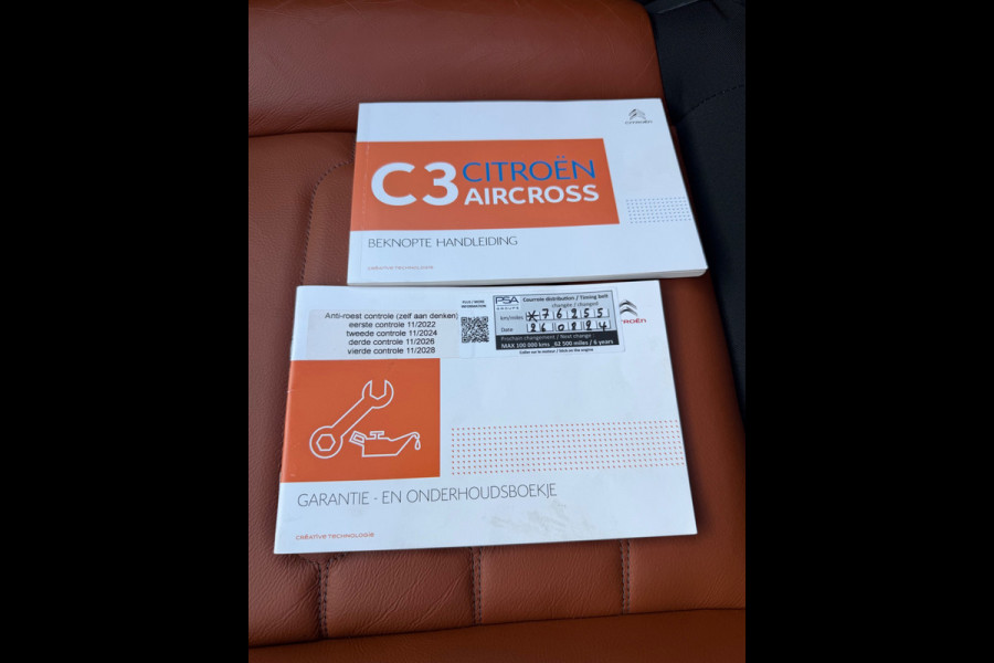 Citroën C3 Aircross 1.2 PureTech 110 pk S&S Business, panoramadak,leder, trekhaak, distributie riem vervangen