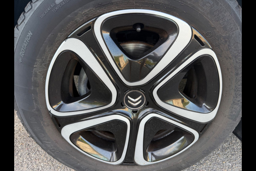 Citroën C3 Aircross 1.2 PureTech 110 pk S&S Business, panoramadak,leder, trekhaak, distributie riem vervangen