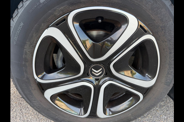 Citroën C3 Aircross 1.2 PureTech 110 pk S&S Business, panoramadak,leder, trekhaak, distributie riem vervangen