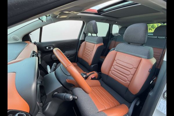 Citroën C3 Aircross 1.2 PureTech 110 pk S&S Business, panoramadak,leder, trekhaak, distributie riem vervangen