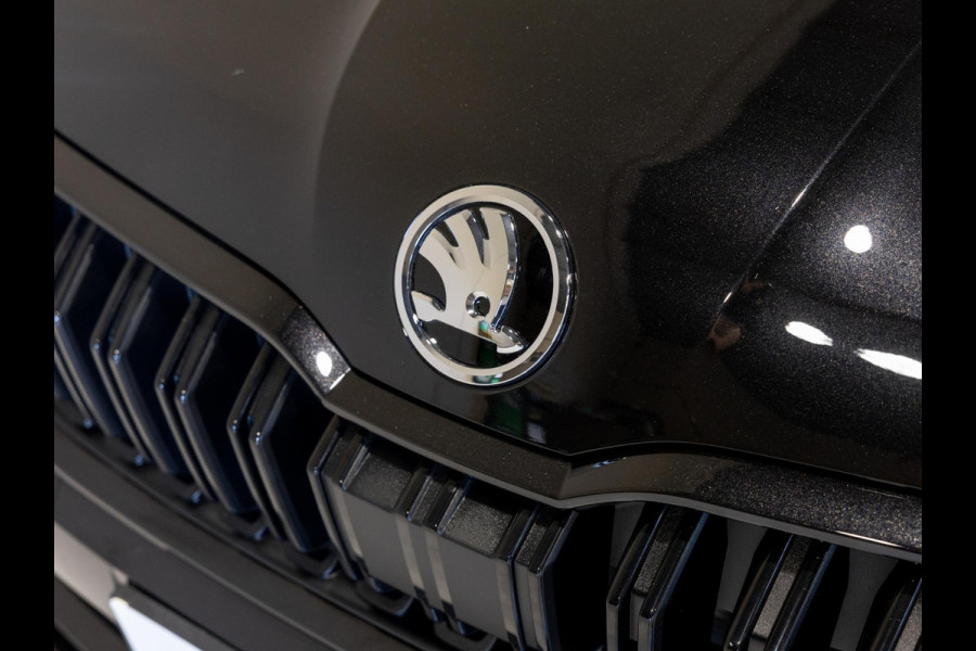 Škoda Kamiq 1.0 TSI Monte Carlo / 115pk / Panorama dak / Stoelverwarming / Achteruitrij camera /