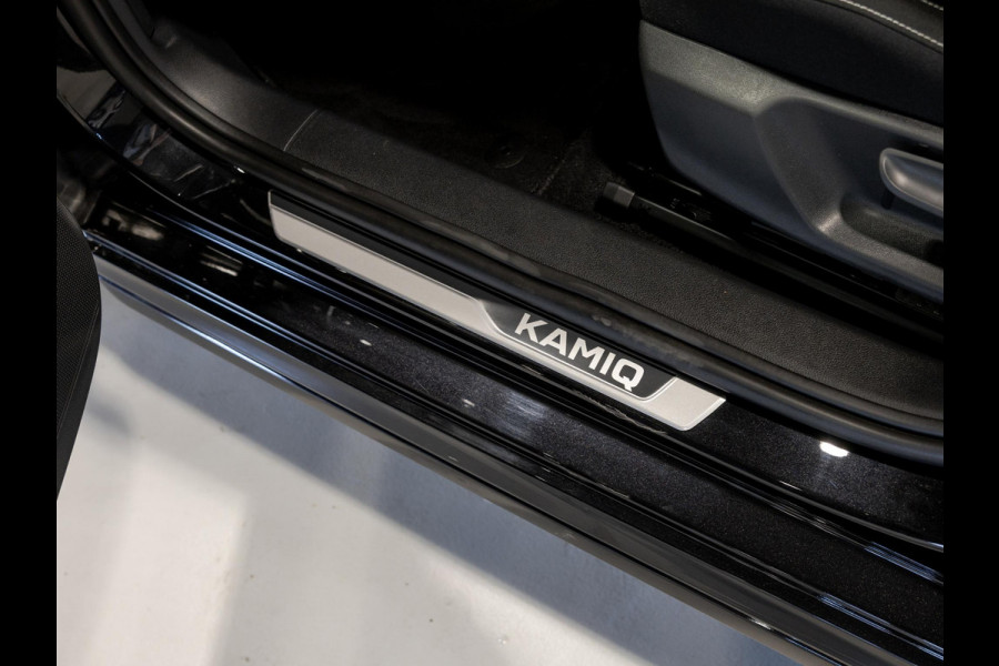 Škoda Kamiq 1.0 TSI Monte Carlo / 115pk / Panorama dak / Stoelverwarming / Achteruitrij camera /