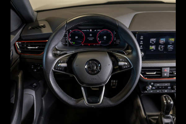 Škoda Kamiq 1.0 TSI Monte Carlo / 115pk / Panorama dak / Stoelverwarming / Achteruitrij camera /