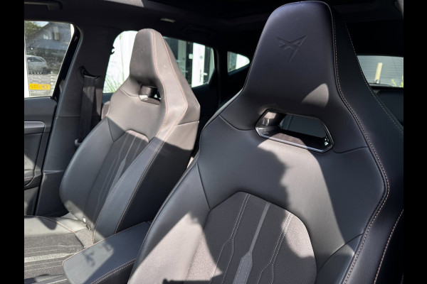 CUPRA Formentor 1.4 e-Hybrid VZ Performance | 245 PK | 99% SOH | Pano | Sportstoelen + Memory | 360 Camera | Stoelverwarming