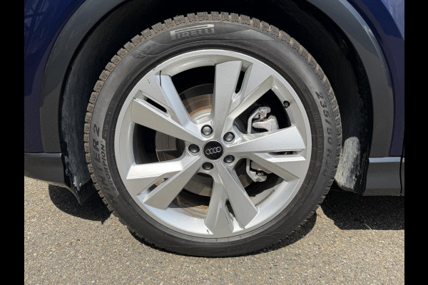 Audi Q4 Sportback e-tron 45 Edition 82 kWh VAN: 44.900,- VOOR: 41.877,- UW WKVOORDEEL: 3.023,-|S-LINE| 10.000KM! | STOELVERWARMING| ELEKTRISCHE ACHTERKLEP| ACHTERUITRIJCAMERA | MATRIX LED|