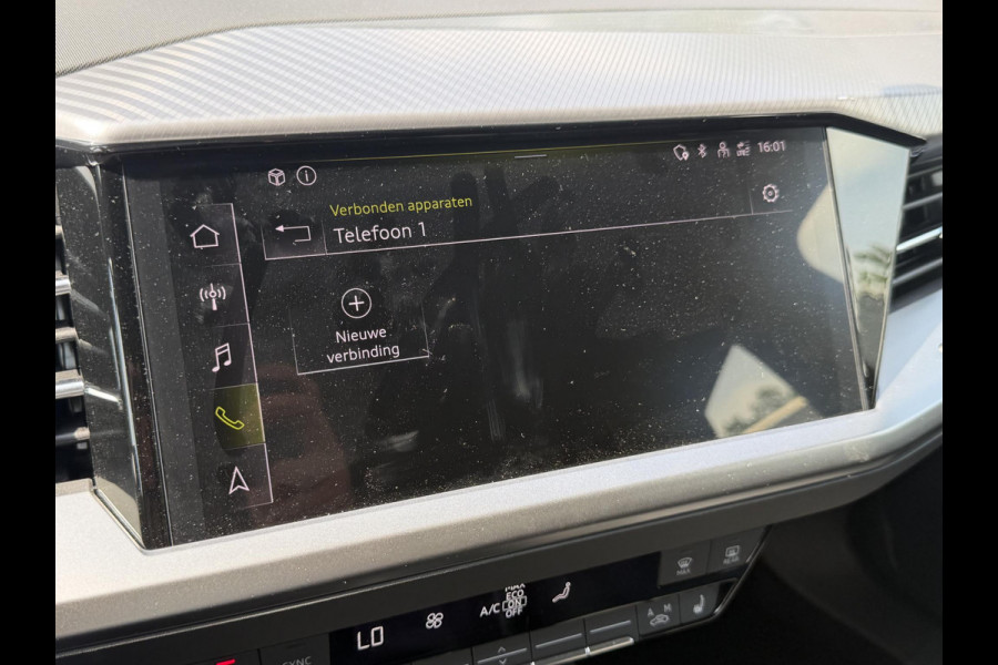 Audi Q4 Sportback e-tron 45 Edition 82 kWh VAN: 44.900,- VOOR: 41.877,- UW WKVOORDEEL: 3.023,-|S-LINE| 10.000KM! | STOELVERWARMING| ELEKTRISCHE ACHTERKLEP| ACHTERUITRIJCAMERA | MATRIX LED|