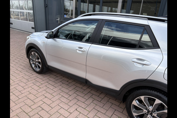 Kia Stonic 1.0 T-GDi DynamicLine CAMERA/NAVI/CARPLAY/CRUISE/PDC/TREKHAAK