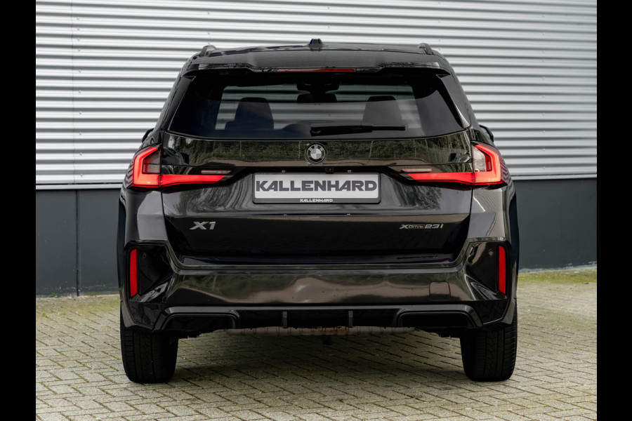 BMW X1 xDrive23i M-Sport - Memoryzetels - Trekhaak - 2000kg Trekgewicht