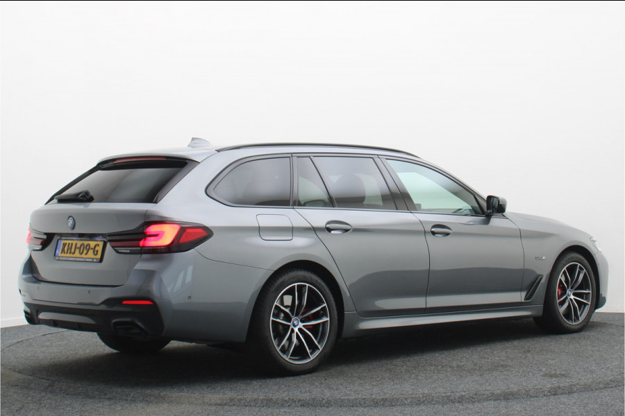 BMW 5 Serie Touring 530e Business Edition Plus M Sport Leer, Elektr. Stoelen, Camera, Apple Carplay, LED, PDC