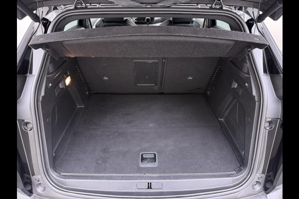 Peugeot 3008 1.6 HYbrid 225 GT VAN: 25.400,- VOOR: 23.440- UW WKVOORDEEL: 1.960 ,-| BLACK PACK| ELEKTRISCHE ACHTERKLEP| CAMERA| STOELVERWARMING| LED| FOCAL AUDIO| ADAPTIVE CRUISE CONTROL|