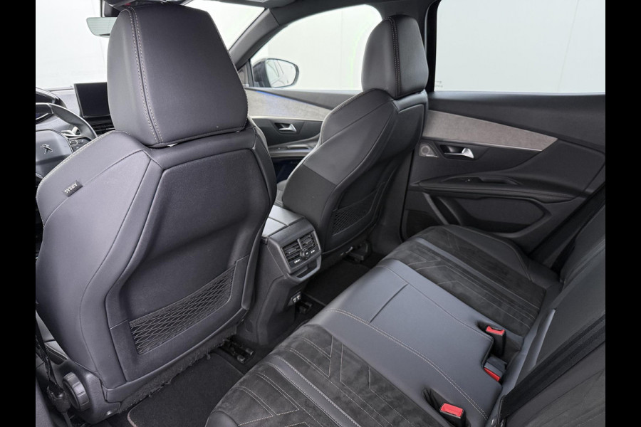 Peugeot 3008 1.6 HYbrid 225 GT VAN: 25.400,- VOOR: 23.440- UW WKVOORDEEL: 1.960 ,-| BLACK PACK| ELEKTRISCHE ACHTERKLEP| CAMERA| STOELVERWARMING| LED| FOCAL AUDIO| ADAPTIVE CRUISE CONTROL|