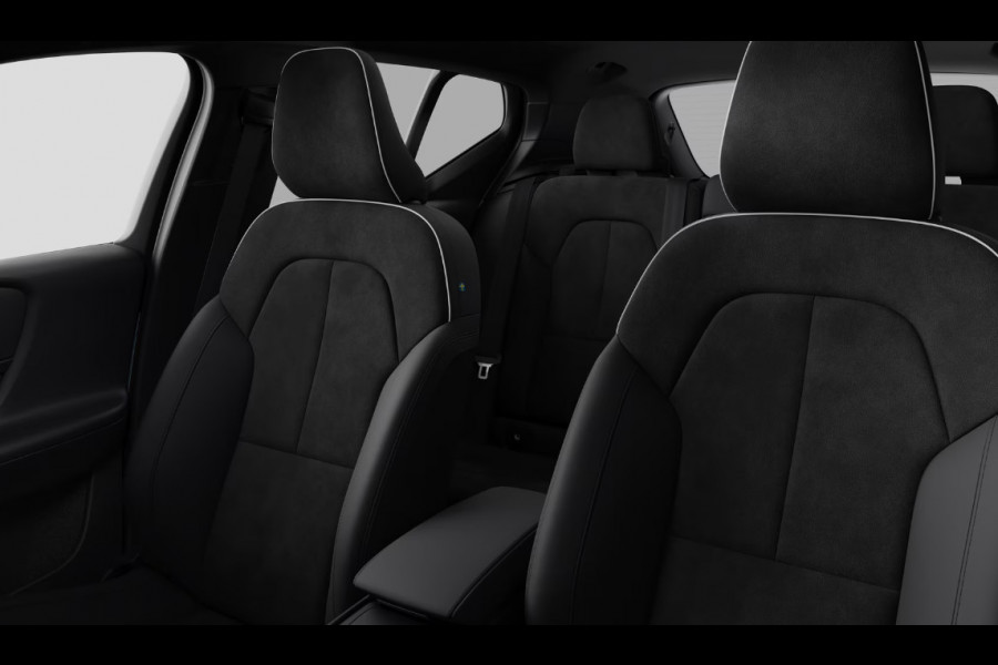 Volvo XC40 B4 211PK Automaat Plus Dark Panoramadak/ Adaptive Cruise Control/ 360 Camera/ Google infotainment/ Elektrisch verstelbare stoelen met geheugen/ Apple Carplay/ Android Auto