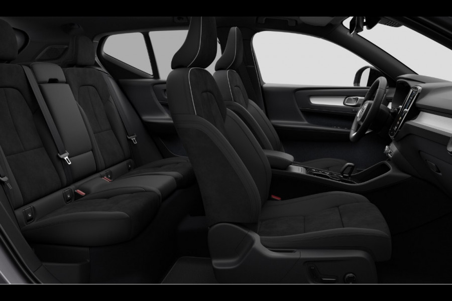 Volvo XC40 B4 211PK Automaat Plus Dark Panoramadak/ Adaptive Cruise Control/ 360 Camera/ Google infotainment/ Elektrisch verstelbare stoelen met geheugen/ Apple Carplay/ Android Auto