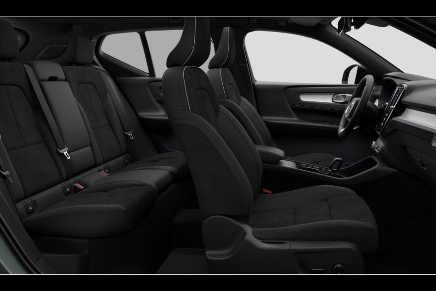 Volvo XC40 B4 211PK Automaat Plus Dark Panoramadak/ Adaptive Cruise Control/ 360 Camera/ Google infotainment/ Elektrisch verstelbare stoelen met geheugen/ Apple Carplay/ Android Auto