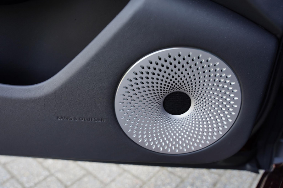 Bentley Flying Spur 2.9 V6 Hybrid Mulliner / Carbon / Multimedia /