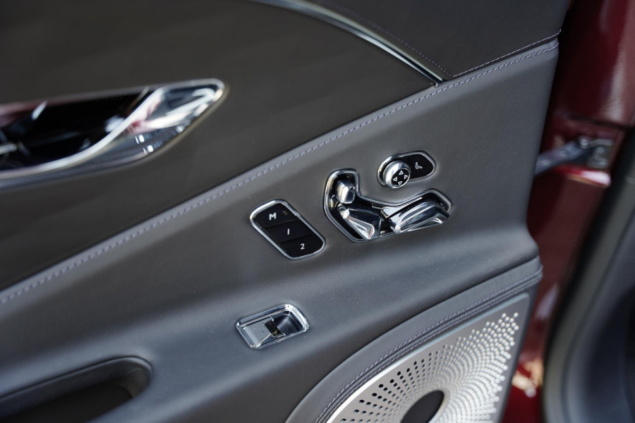 Bentley Flying Spur 2.9 V6 Hybrid Mulliner / Carbon / Multimedia /