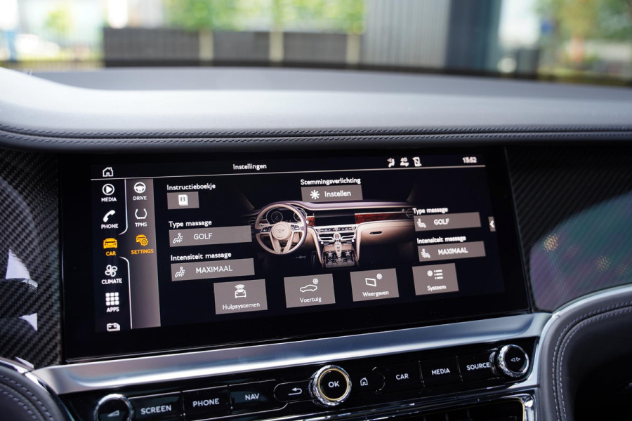 Bentley Flying Spur 2.9 V6 Hybrid Mulliner / Carbon / Multimedia /